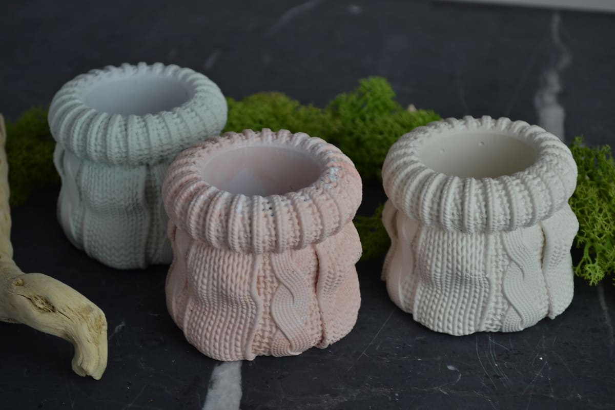 Tricot - Piccolo vaso in gesso ceramico