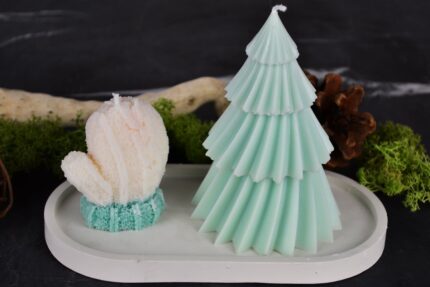 Inverno Incantato- Vassoio in gesso con Abete L e guantino