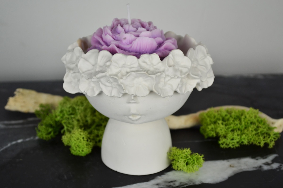 Fiordaliso - Vaso in gesso con candela